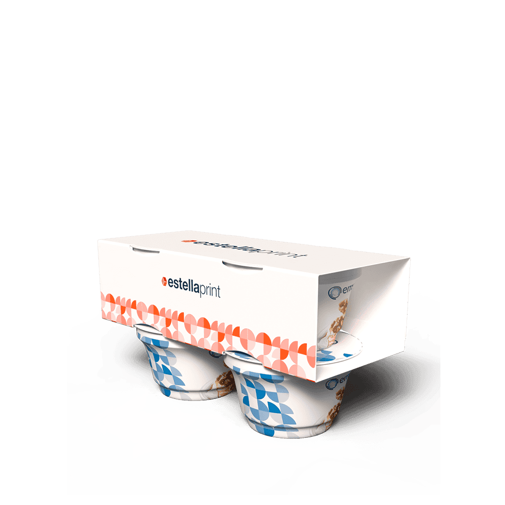 Vaso de papel con diseño en azul y marrón, dentro de una caja de cartón de marca Estellaprint para transporte o almacenamiento.