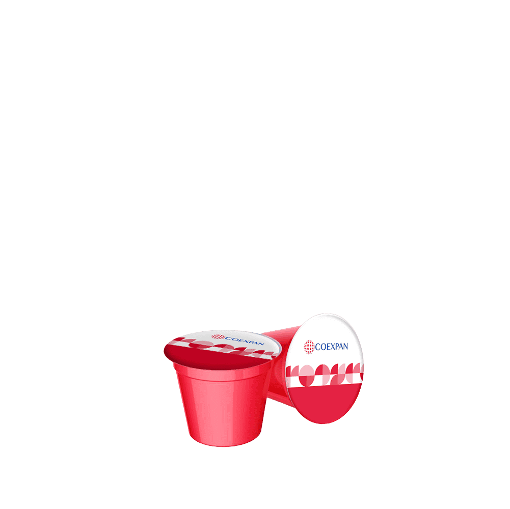Envase de yogur colectivo en color rojo con tapas blancas que llevan el logo de COEXPAN, utilizado para productos lácteos o alimentos envasados.